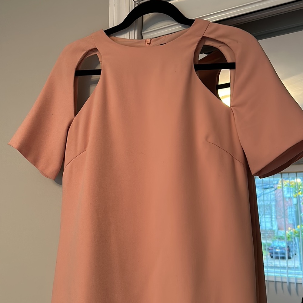 Elliatt Pink Dress - Picture 2 of 3